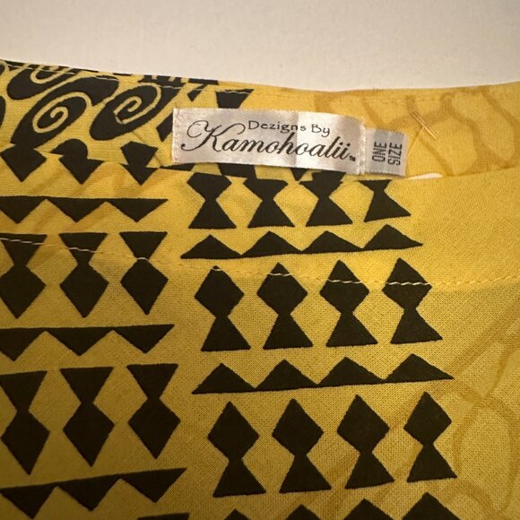Kamahoaliʻi Yellow and Black Dress - Picture 3 of 4